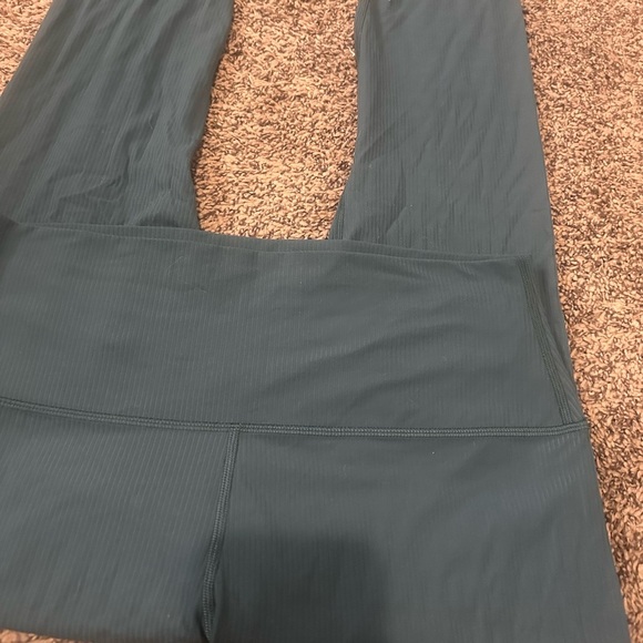 Lululemon Align Ribbed High-Rise Pant 25" Green Jasper Women's Size 10 - Picture 4 of 5